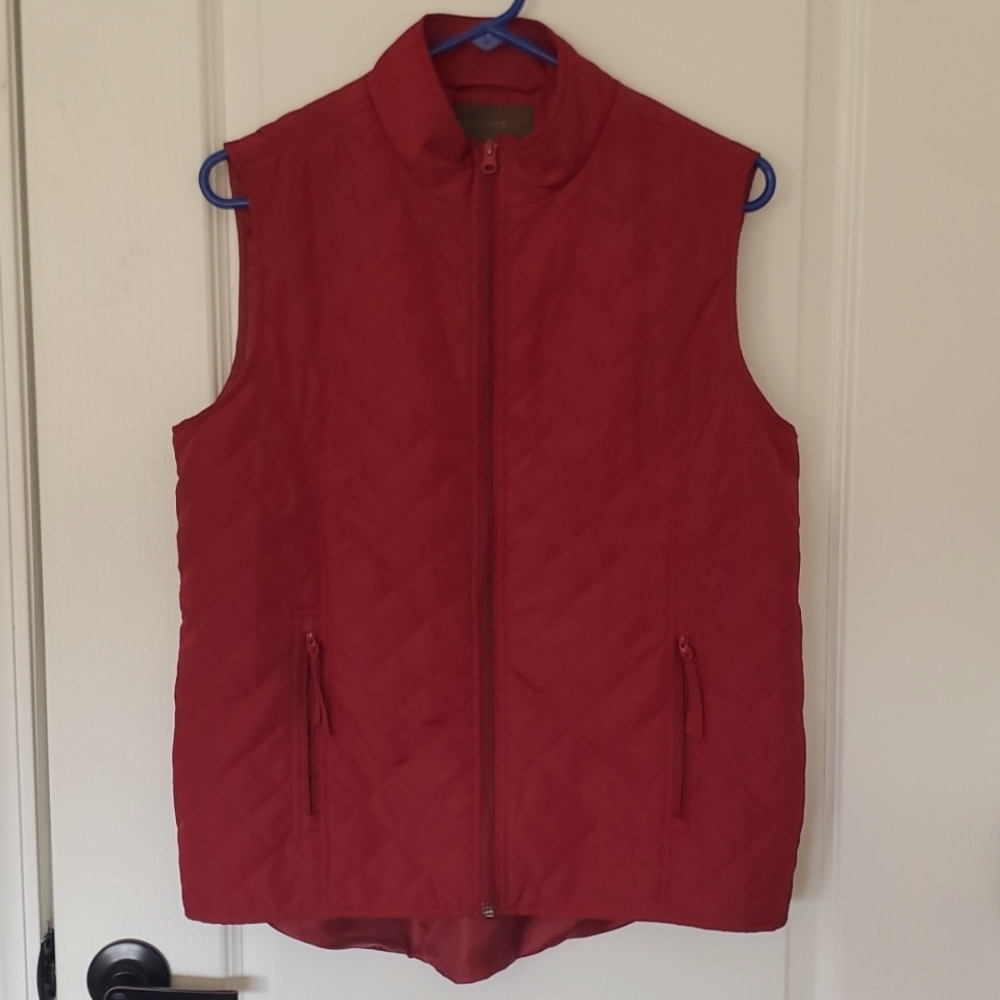 Red‎ Megellan Quilted Vest